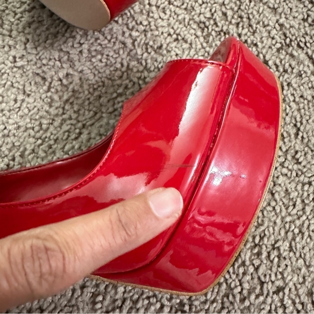 Guess Women’s Cacei Peep Toe Platform Pumps Stiletto Heels in Bright Red sz 10M - Picture 11 of 15